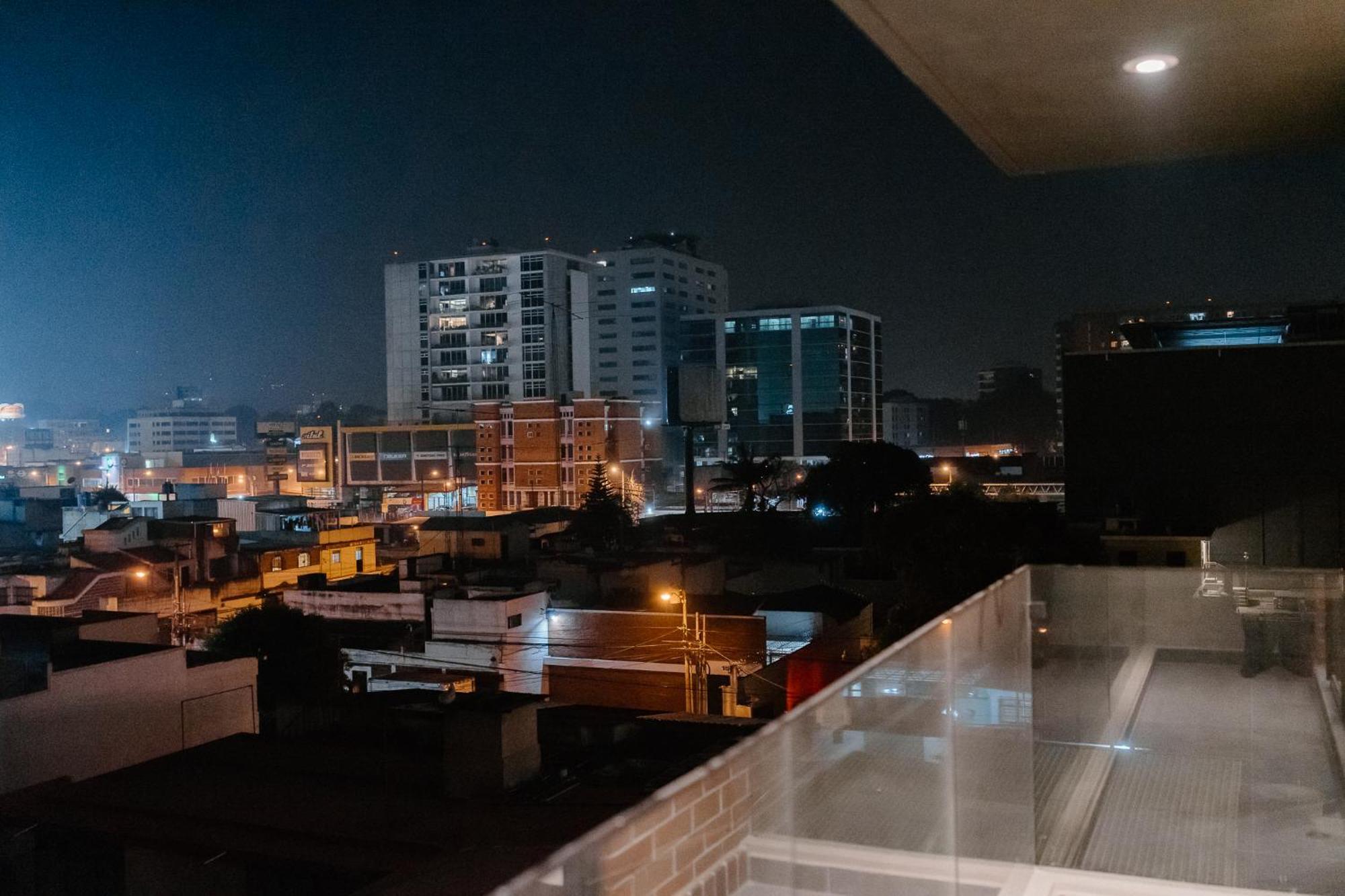 Apartamento Exclusivo Ciudad De Guatemala Zona 10 Eksteriør bilde